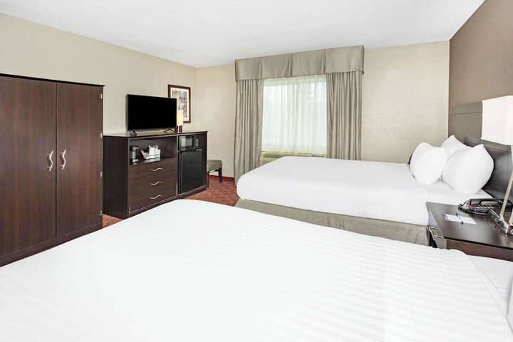 Room 8 of 36